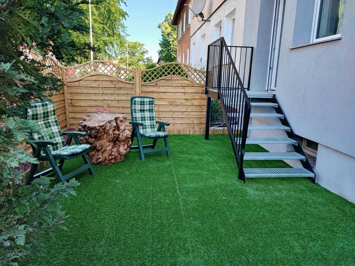 Ablotu - 2-8 Person, Parking,Garden Lägenhet Świnoujście Exteriör bild